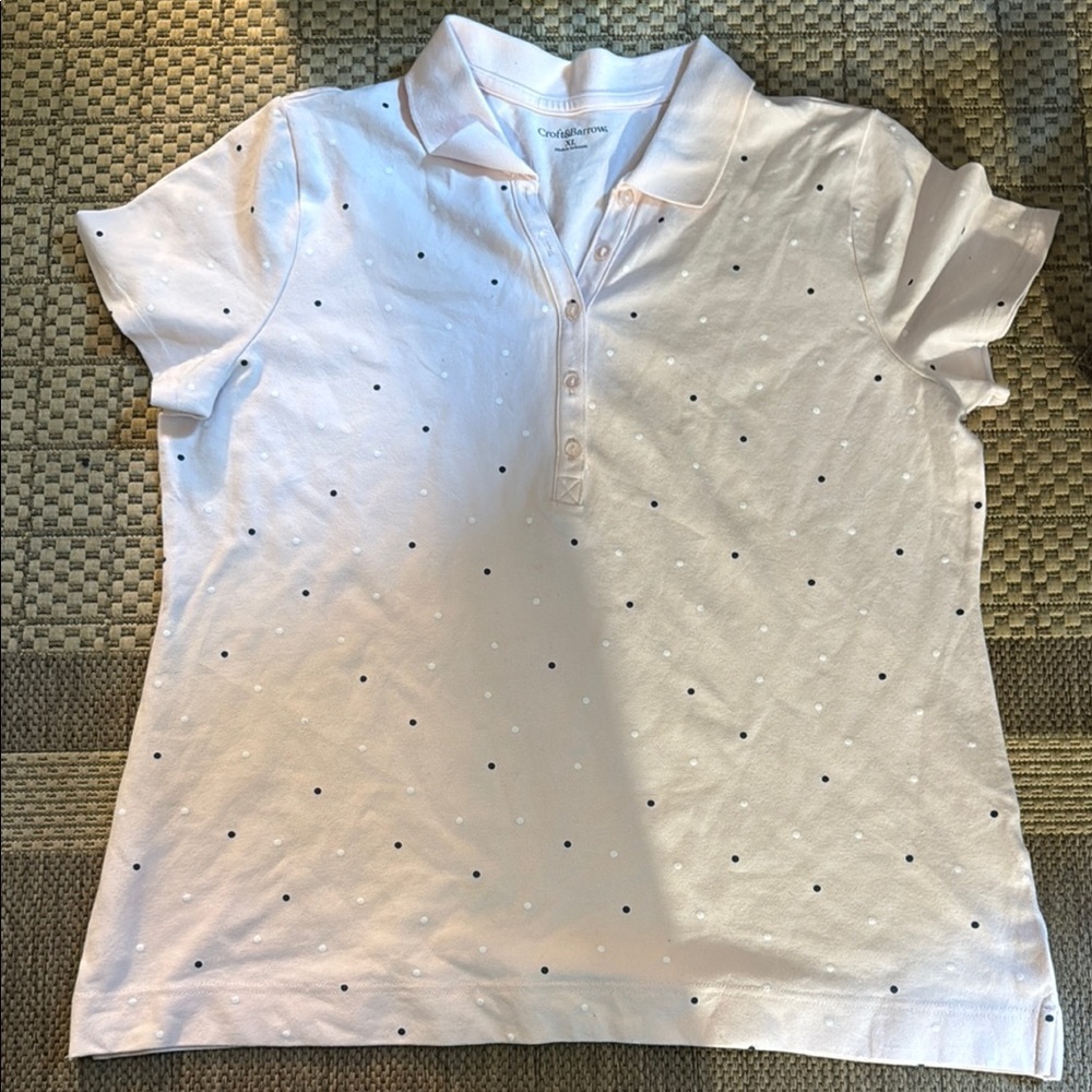 Croft & Barrow White Polo with Black Dots